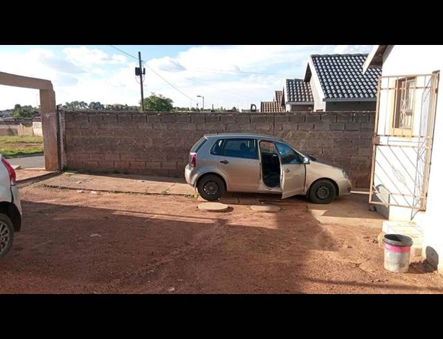 2 BEDROOM HOUSE FOR SALE IN JABULANI